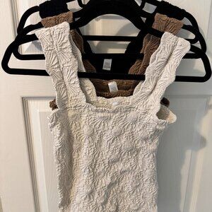 Women's Floral Embossed Tank Top Set - never worn